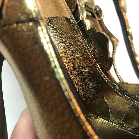 AUT Couture Floral Applique platform heels - Picture 6 of 8